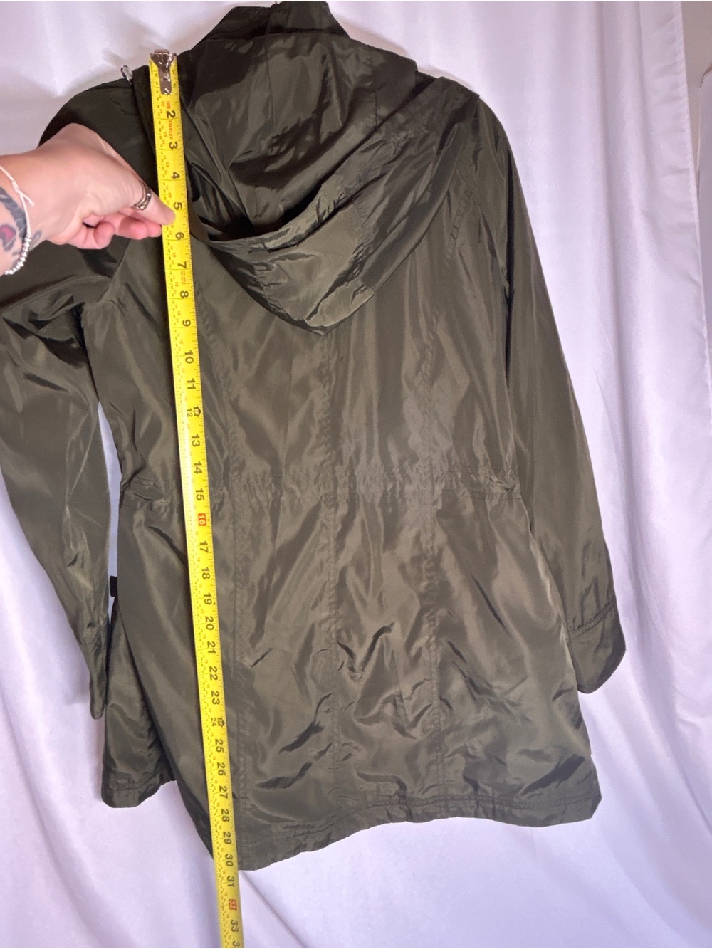 Michael Kors Women’s Olive Green Hooded Anorak Rain Jacket Utility Coat Size med - Picture 13 of 15